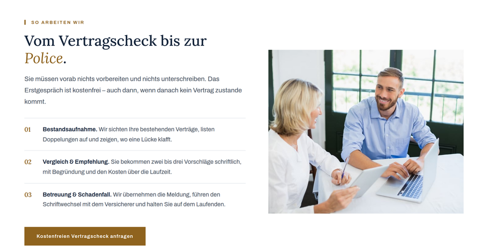Ablaufsektion einer Versicherungsmakler-Webseite mit drei Schritten vom Vertragscheck bis zur Police